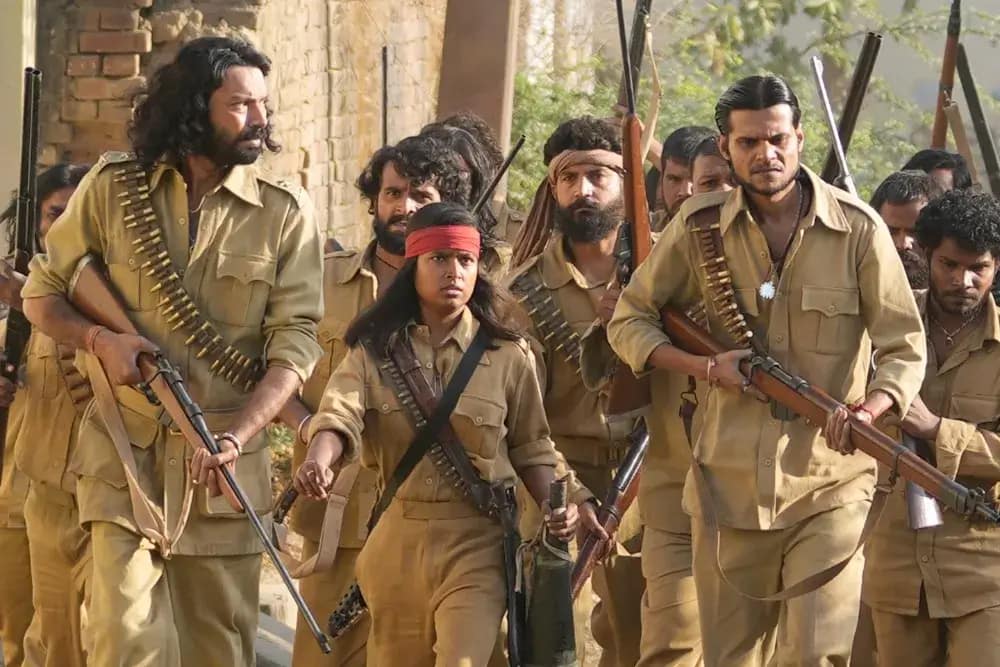 Phoolan Movie Review bandits.