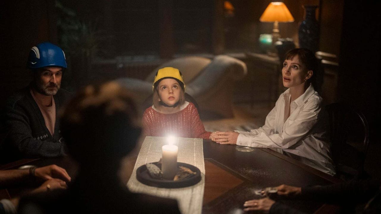 Other Mommy family seance