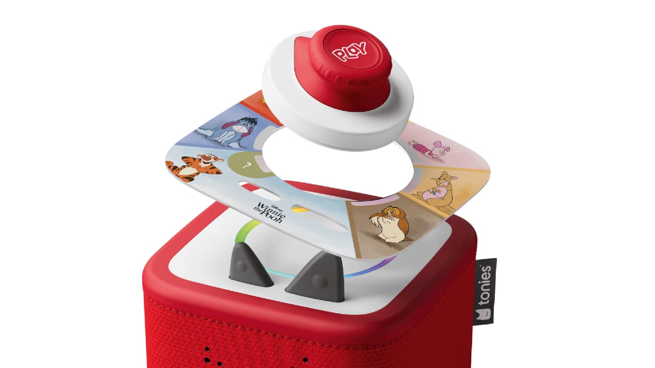 Toniebox 2 Winnie the Pooh bundle with Tonieplay controller