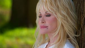 Dolly Parton in profile